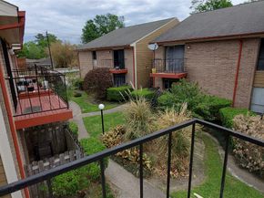 12955 Woodforest Boulevard 53, Houston TX 77015