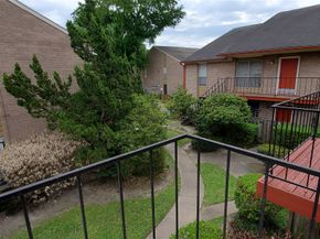12955 Woodforest Boulevard 53, Houston TX 77015