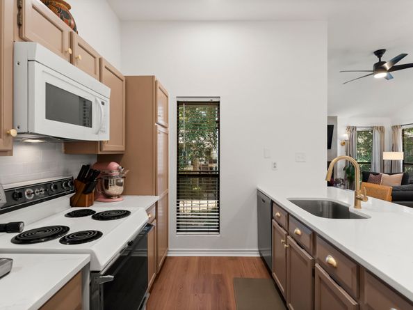 3500 Tangle Brush Drive 178, The Woodlands TX 77381