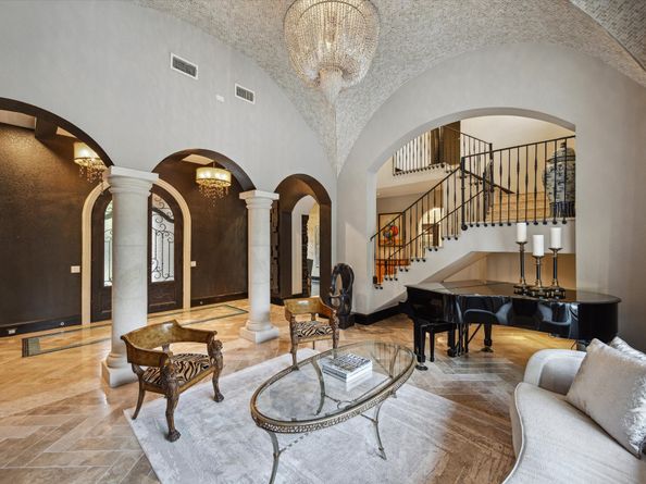 7603 Edgeway Drive, Houston TX 77055