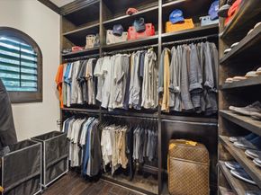 7603 Edgeway Drive, Houston TX 77055