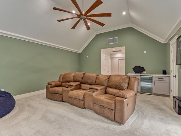 27 N Havenridge Drive, The Woodlands TX 77381