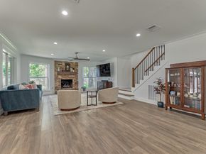 27 N Havenridge Drive, The Woodlands TX 77381