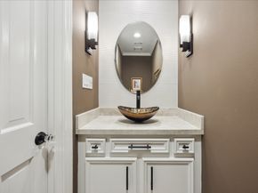 2401 Potomac Drive, Houston TX 77057