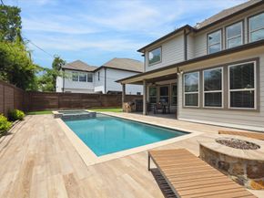 1729 Wakefield Drive, Houston TX 77018