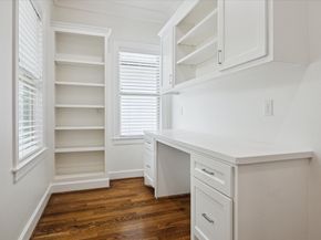 1729 Wakefield Drive, Houston TX 77018