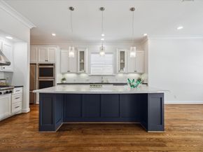 1729 Wakefield Drive, Houston TX 77018