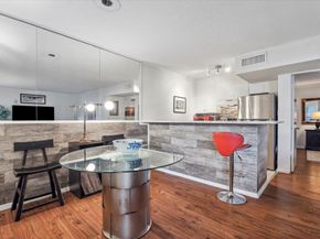 3271 Sul Ross Street 9, Houston TX 77098