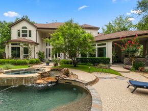 30 W Bracebridge Circle, The Woodlands TX 77382