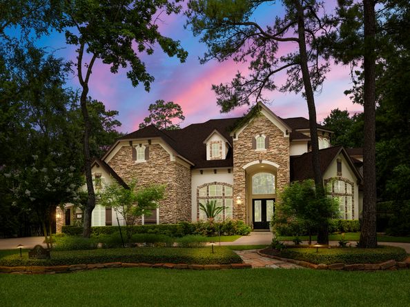 30 W Bracebridge Circle, The Woodlands TX 77382