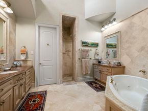 30 W Bracebridge Circle, The Woodlands TX 77382