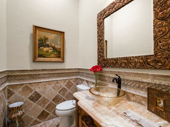30 W Bracebridge Circle, The Woodlands TX 77382