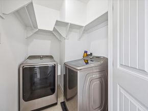 5116 Creekmont Drive, Houston TX 77091