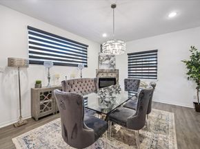 5116 Creekmont Drive, Houston TX 77091