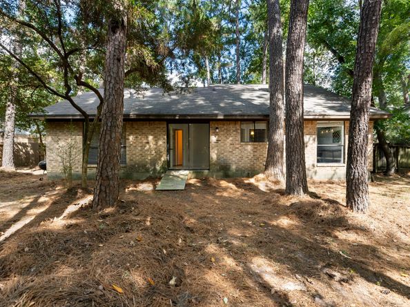 19 Tremont Woods Court, The Woodlands TX 77381
