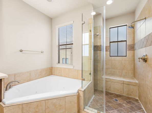 5213 Eigel Street A, Houston TX 77007