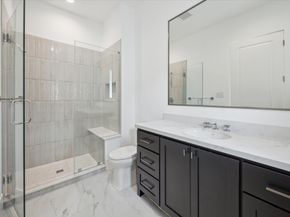 5 Wentworth Green Way, Houston TX 77027