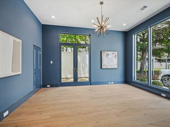 5 Wentworth Green Way, Houston TX 77027