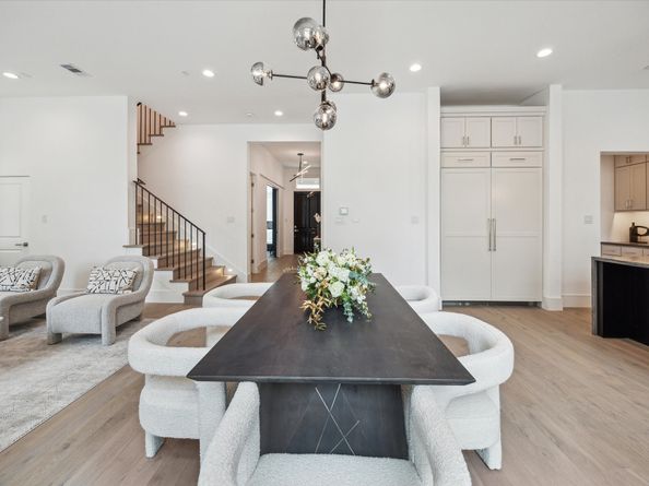 5 Wentworth Green Way, Houston TX 77027