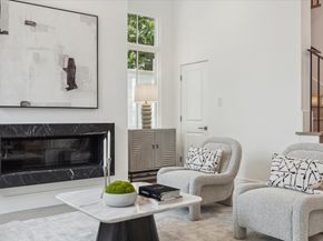 5 Wentworth Green Way, Houston TX 77027