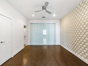 914 Main Street 1201, Houston TX 77002