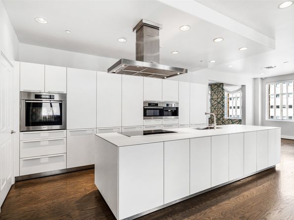 914 Main Street 1201, Houston TX 77002