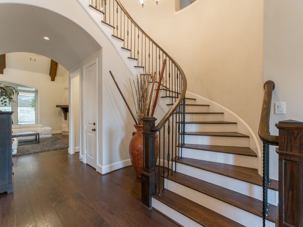19 Brittany Rose Place, The Woodlands TX 77375