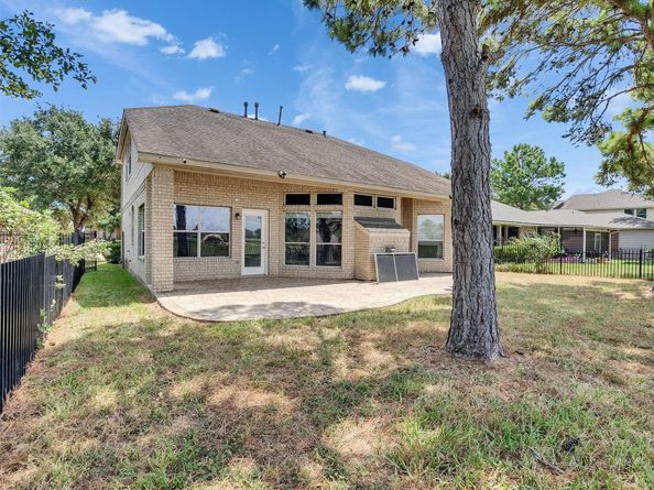 16715 Hibiscus Point Drive, Houston TX 77095
