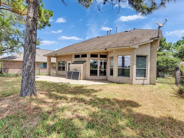 16715 Hibiscus Point Drive, Houston TX 77095
