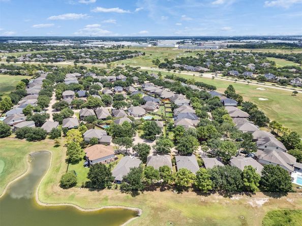 16715 Hibiscus Point Drive, Houston TX 77095