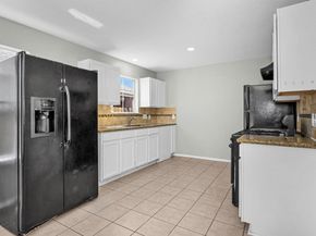 1419 Carolina Grove Lane, Houston TX 77073