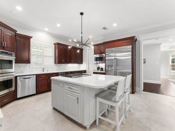 10401 Treeridge Place, The Woodlands TX 77380