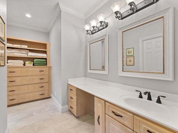 10401 Treeridge Place, The Woodlands TX 77380