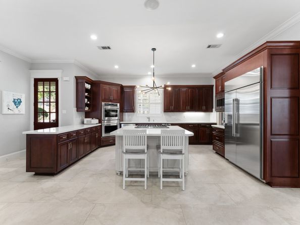 10401 Treeridge Place, The Woodlands TX 77380