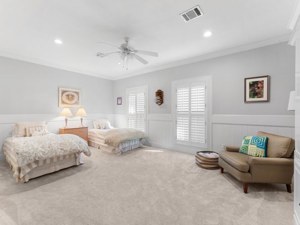 10401 Treeridge Place, The Woodlands TX 77380