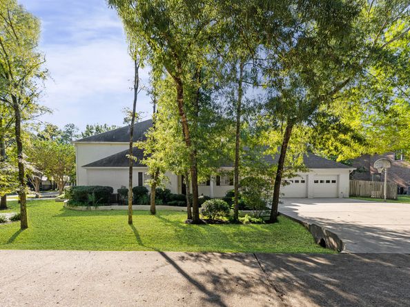 10401 Treeridge Place, The Woodlands TX 77380