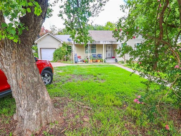 313 E Tidwell Road, Houston TX 77022