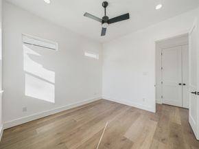 2036 Thonig Road, Houston TX 77055