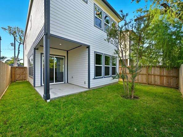 2036 Thonig Road, Houston TX 77055