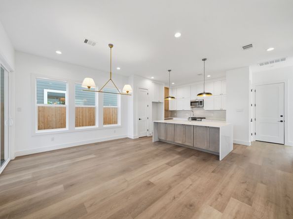 2036 Thonig Road, Houston TX 77055