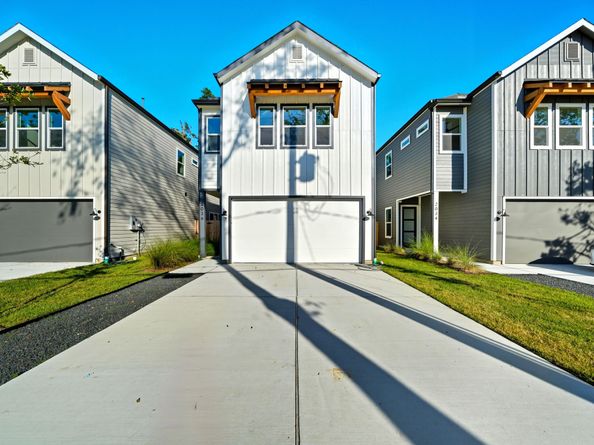 2036 Thonig Road, Houston TX 77055