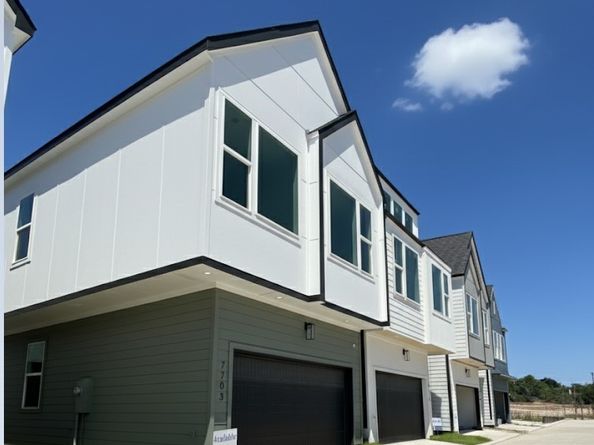 7707 Inwood Grove Lane, Houston TX 77088