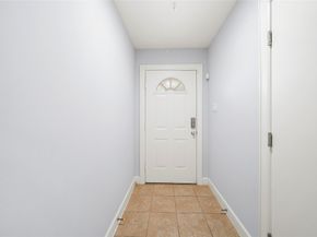 2710 Hullsmith Drive 901, Houston TX 77063