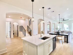 603 Neyland Street, Houston TX 77022