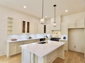 603 Neyland Street, Houston TX 77022