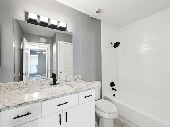 2100 Wilcrest Drive 225, Houston TX 77042