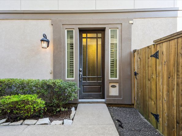 6735 Highclere Manor Lane, Houston TX 77055