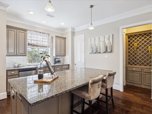 6735 Highclere Manor Lane, Houston TX 77055