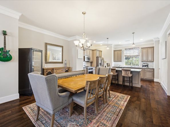 6735 Highclere Manor Lane, Houston TX 77055