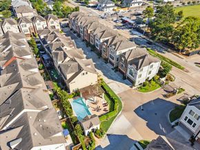 6735 Highclere Manor Lane, Houston TX 77055